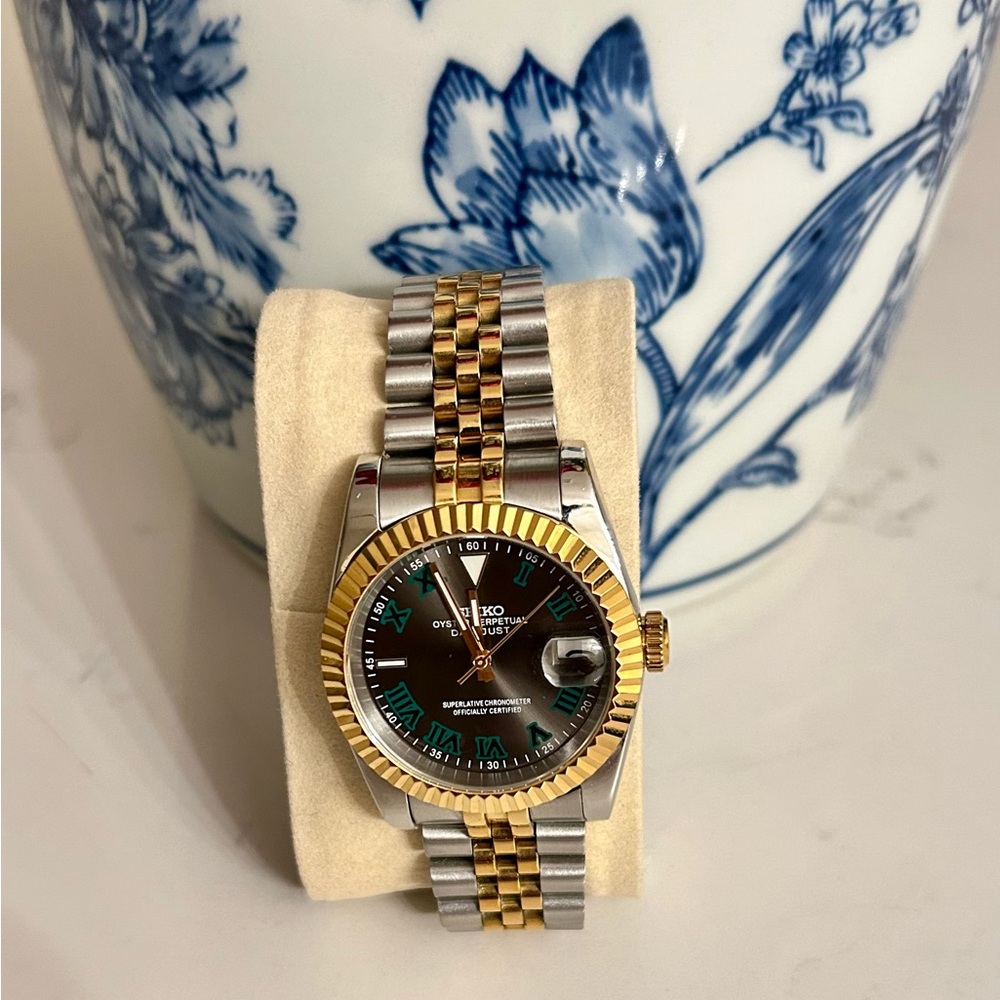 Seiko Two-Tone Gold and Silver Watch
